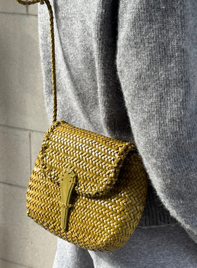 Dragon diffusion8934手工牛皮编织包法式文艺小号斜挎单肩包女