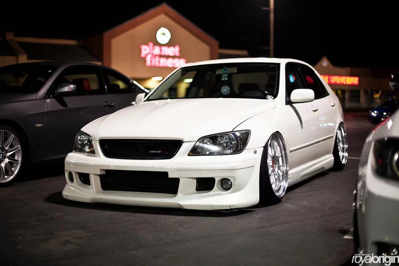 is200改装HKS前杠后杠侧裙咬地鲨