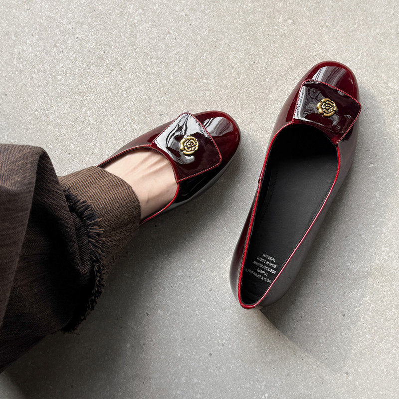 平底女鞋子漆皮春款单鞋耐磨通用酒红色浅口瓢鞋2026春季新款时尚,女鞋,浅口单鞋,淘宝优惠券,粉丝福利购,淘宝优惠卷