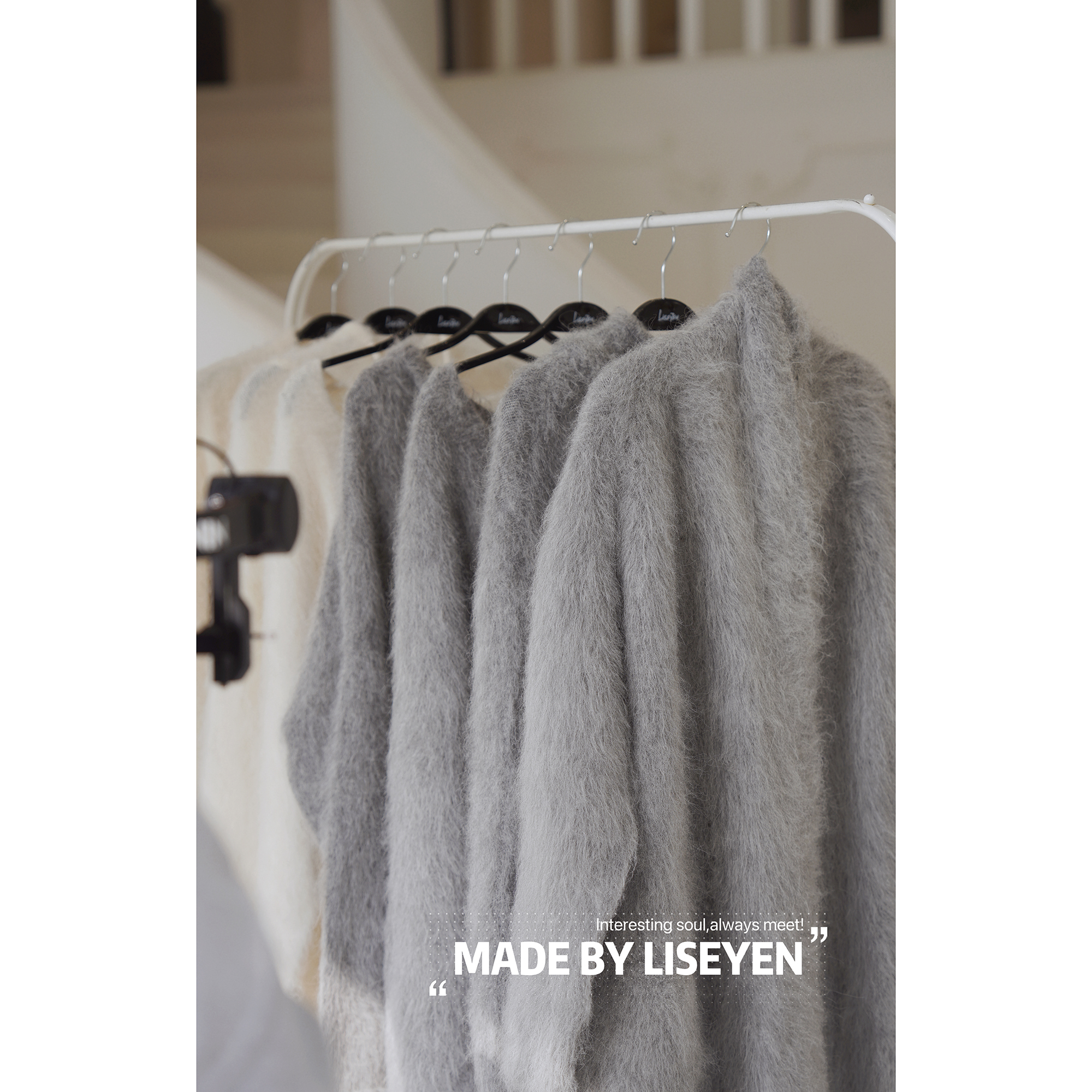 LISEYEN2024年新款春季女原创羊驼毛长款系列V领戴帽短款超长款