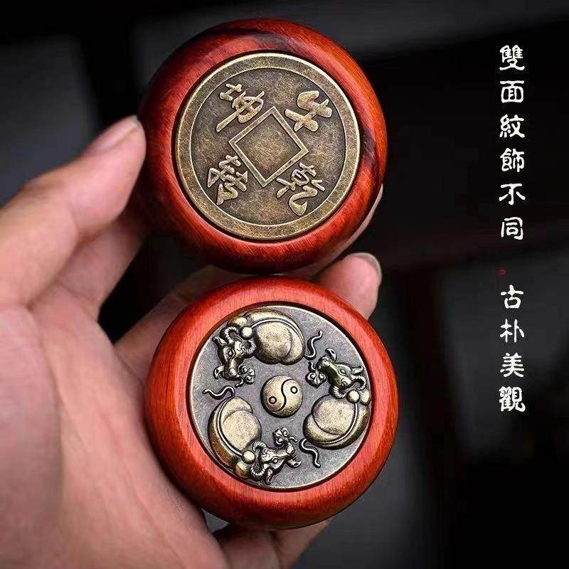 紫檀木手把件 双面扭转乾坤黄铜木质文玩手把件按摩手部
