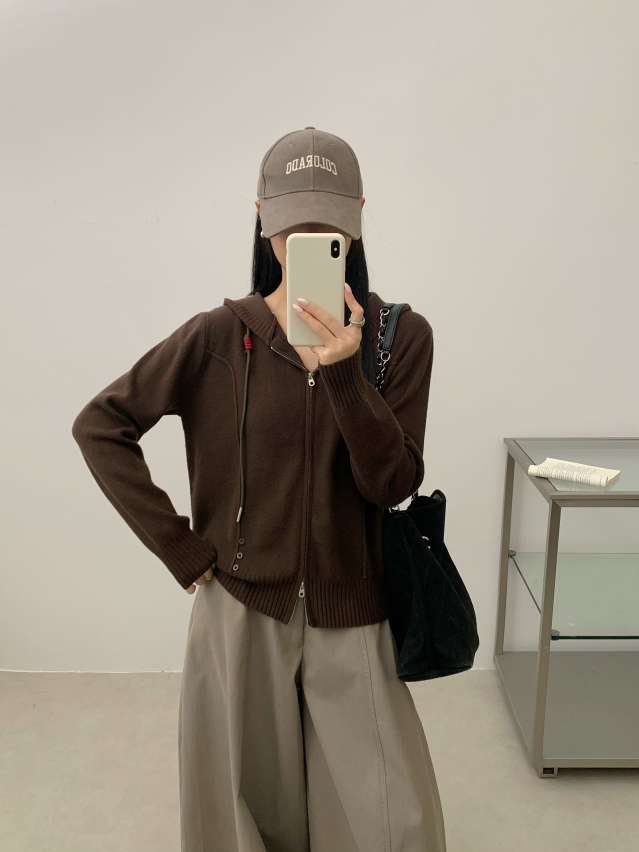 新款连帽拉链针织衫外套女短装宽松百搭毛衣羊毛衫外搭胖妹妹开衫