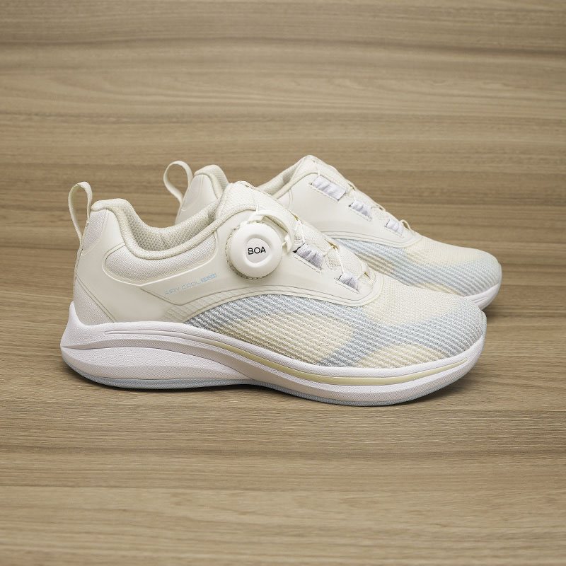 12.2 P.S 韩单外贸跑步鞋舒适女士BOA旋转扣设计网布透气运动鞋
