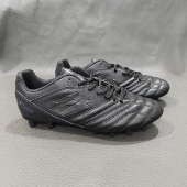 2.5 斯 男女通用系带防滑耐磨情侣款 L.T 意大利黑色草地足球鞋