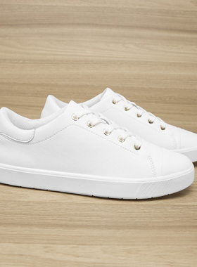 5.22 VI 新款男休闲板鞋皮面高级感舒适小白鞋运动鞋 探四