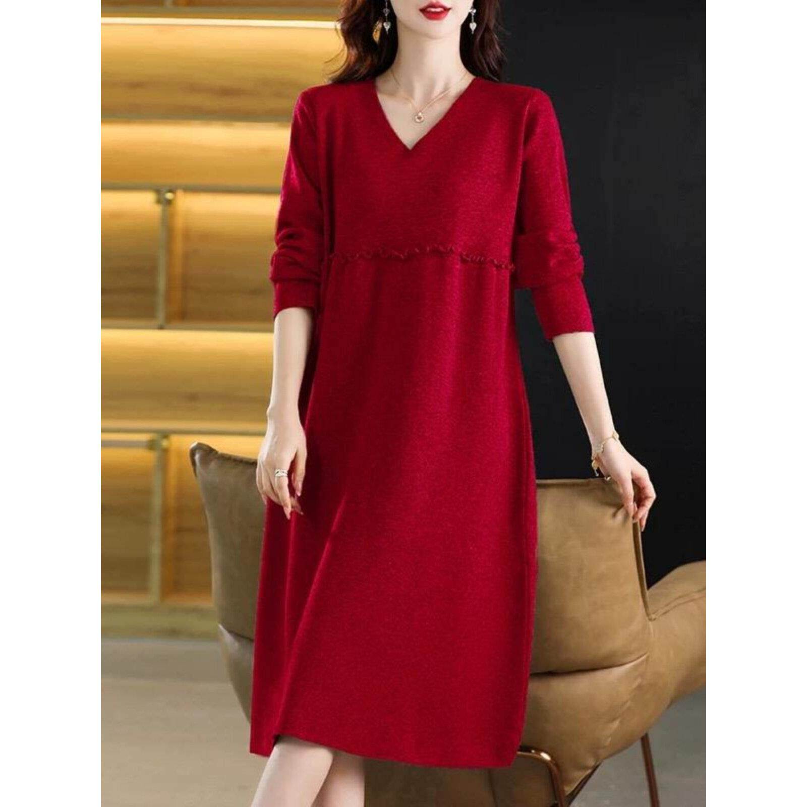 大码女装秋冬胖mm羊毛针织连衣裙宽松显瘦遮肚打底毛衣裙子中长款