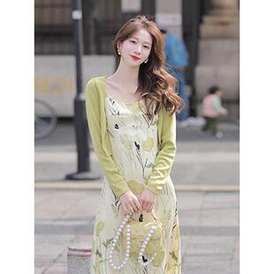 欧洲站秋季2025新款法式茶歇度假风惊艳绝美开衫碎花吊带裙两件套