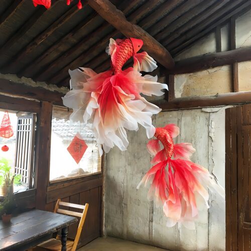 新年装饰锦鲤鱼元旦2026年喜庆挂饰中国风幼儿园店铺商场布置造景