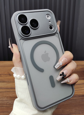 适用苹果17ProMax手机壳iPhone16自带镜头膜15Plus肤感磨砂14磁吸充电13简约12全包保护套11硅胶防摔B68