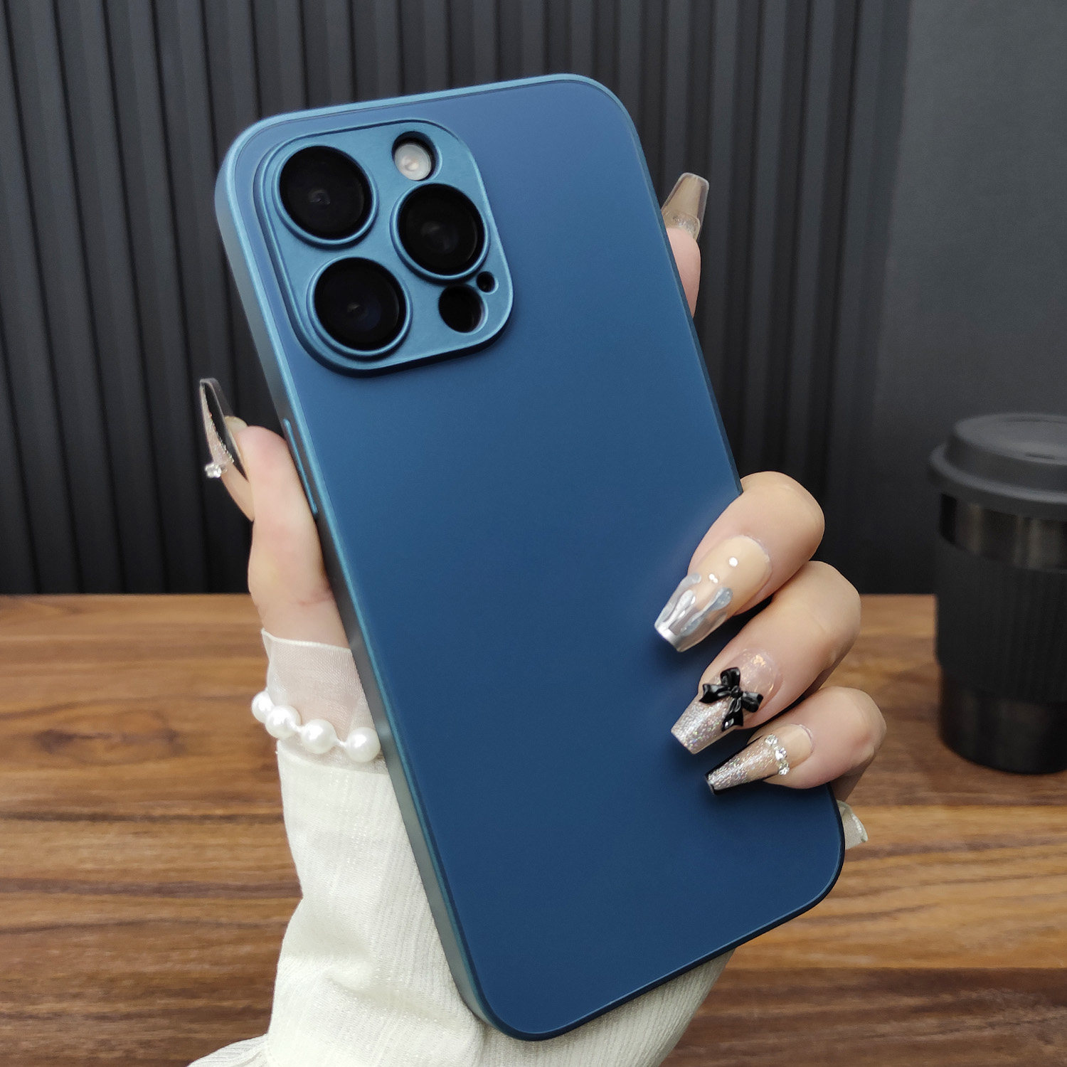 适用苹果17手机壳iPhone16ProMax钢化玻璃13Pro磨砂玻璃14全包超薄防摔12AG硅胶直边11自带镜头膜15深海蓝B07