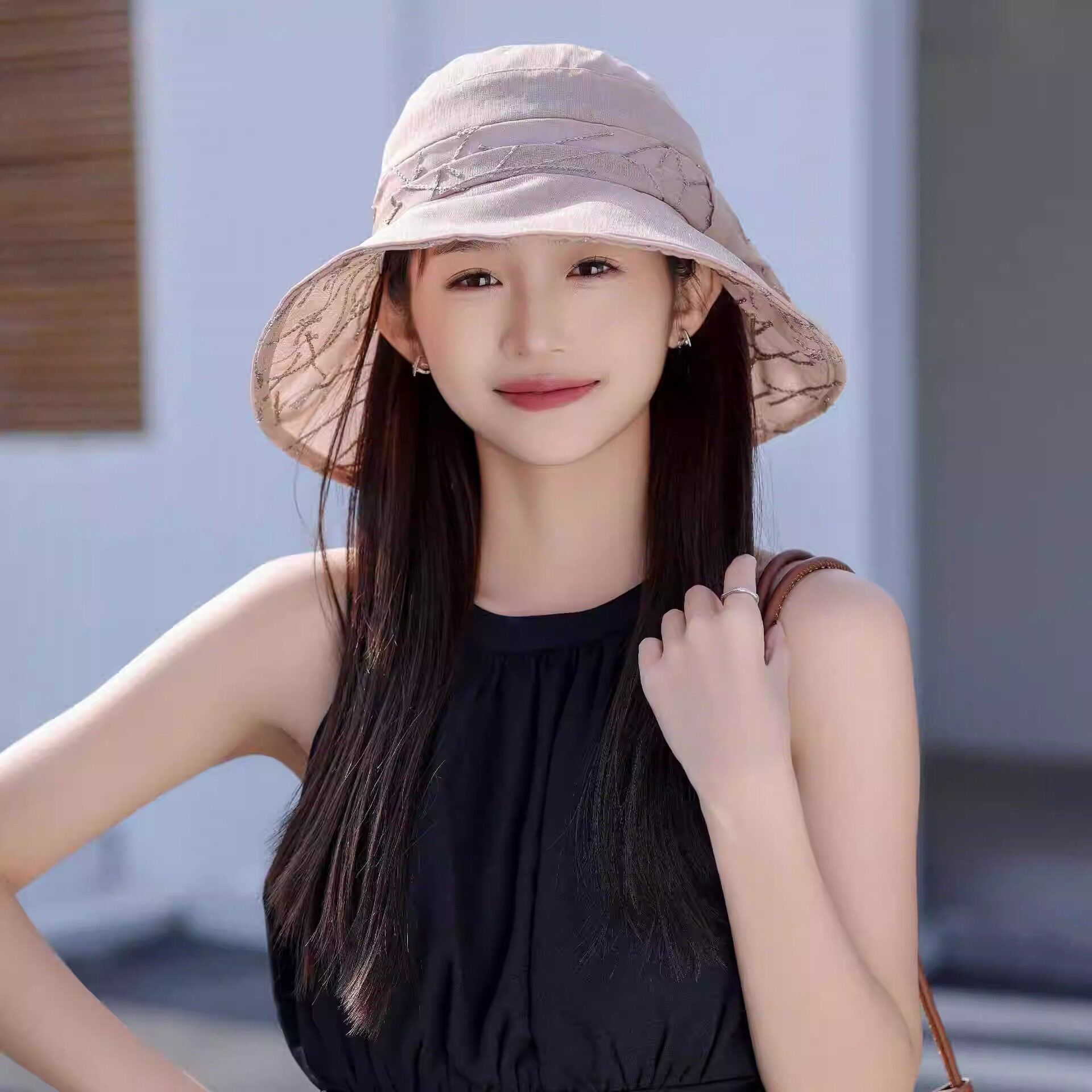 帽子女款2025新款夏季户外出游防晒遮脸大帽檐显脸小遮阳渔夫帽