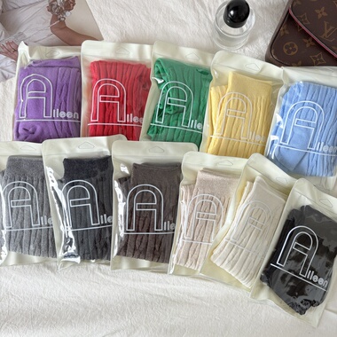 韩国东大门Aileen糖果色麻花花纹中筒袜纯色果绿色高弹柔软棉女袜