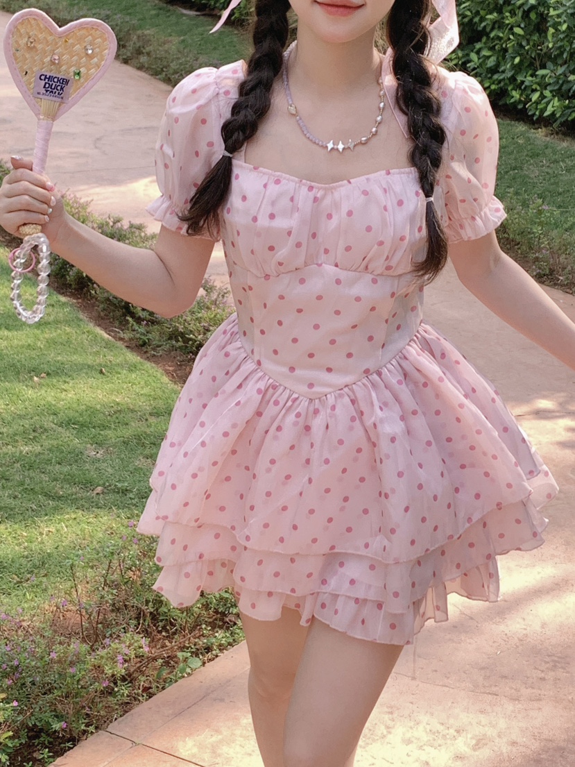 三层雪纺波点法式连衣裙