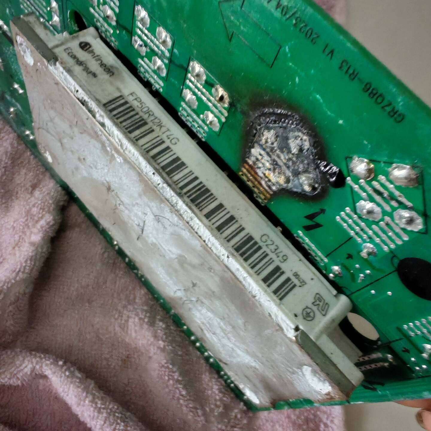 询价购-英飞凌IGBT模块，型号FP50R12KT4G拆机模