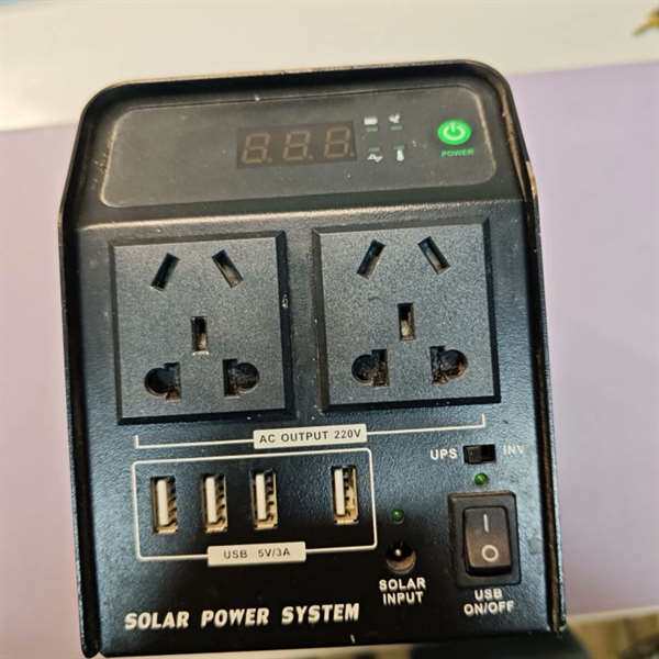 询价购-便携式UPS备用移动电源 成色如图，坏