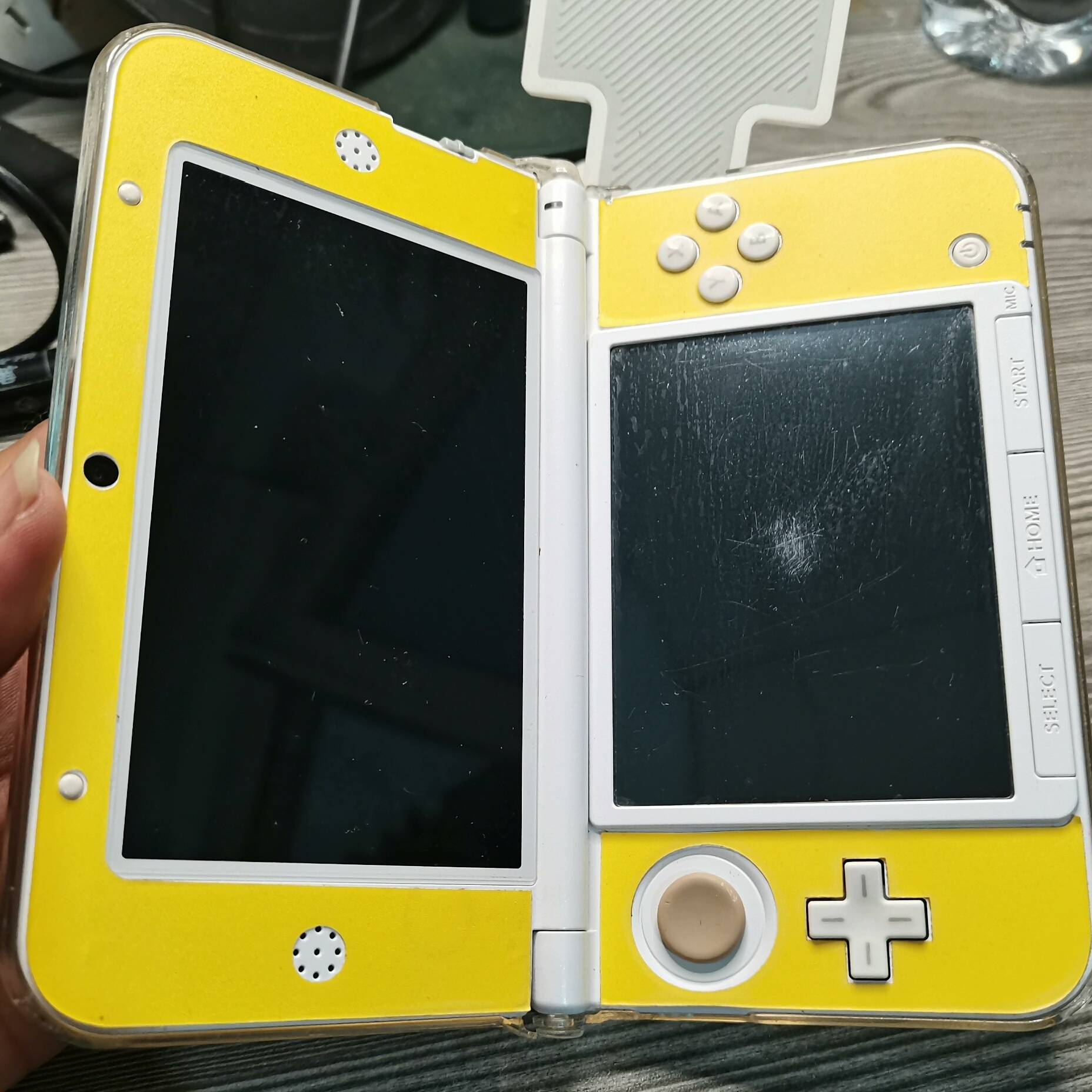 询价购-任天堂3DSLL游戏机  功能完好  按键灵