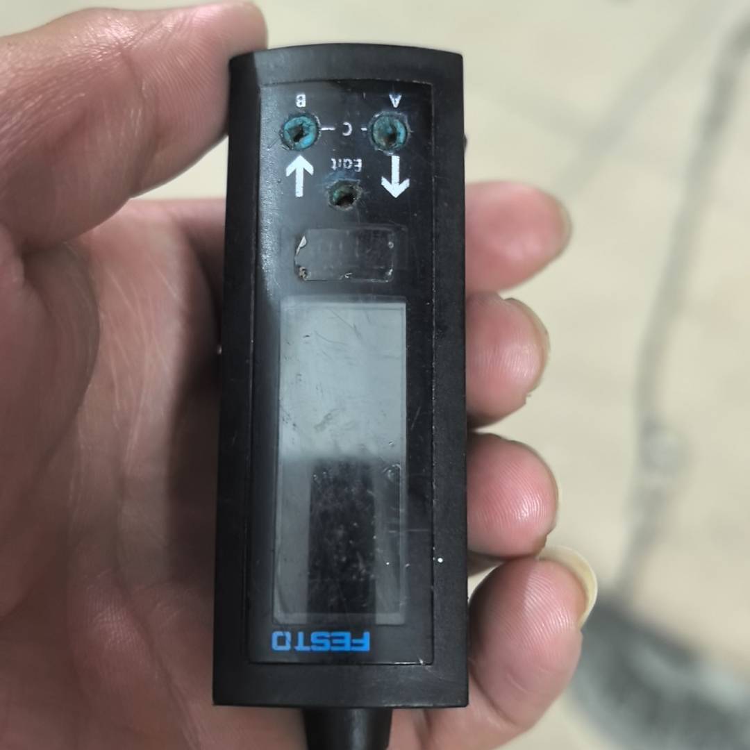 询价购-费斯托FESTO压力传感器！