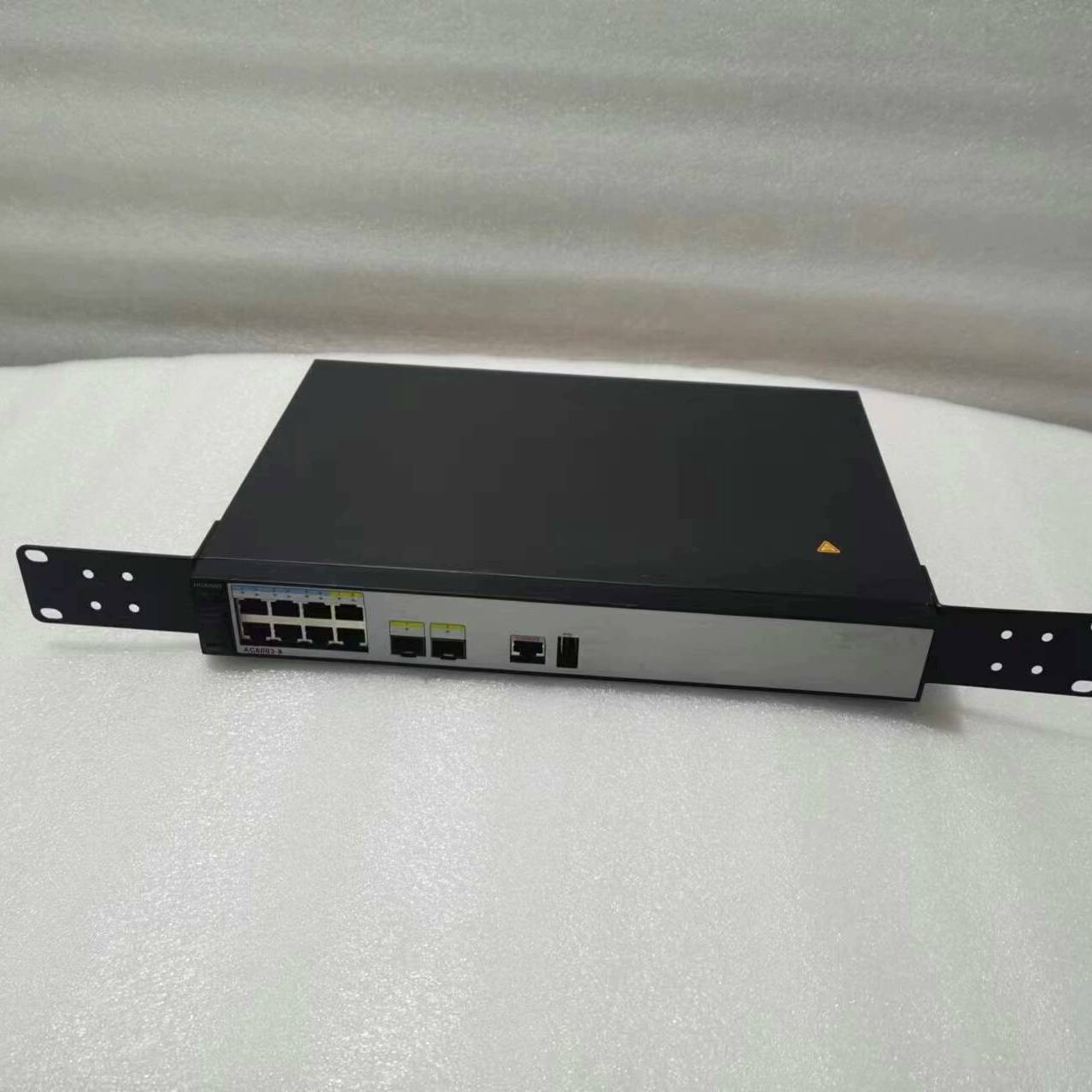 询价购-华为 AC6003-8  全千兆企业无线控制器