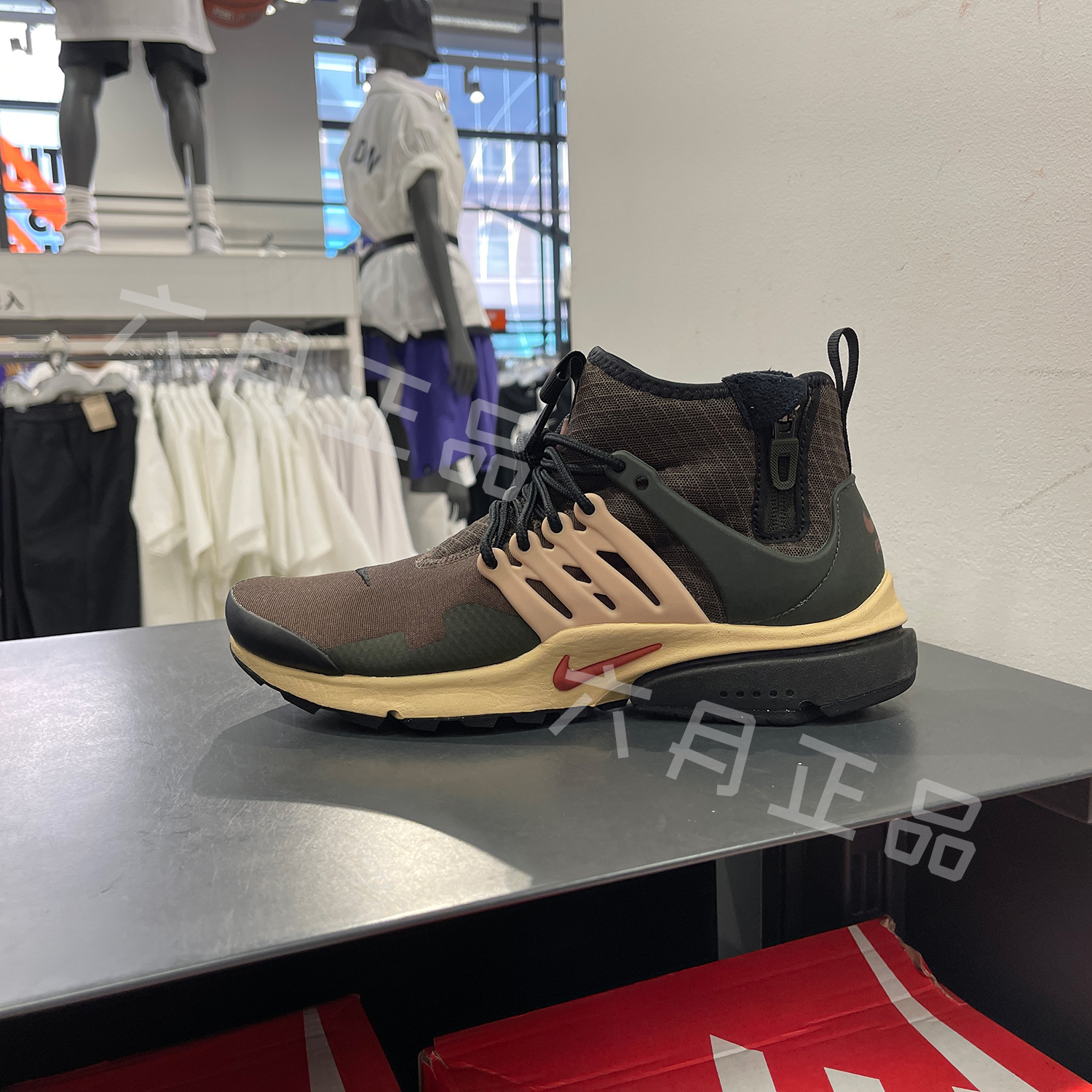 耐克男子低帮耐磨轻便运动休闲鞋