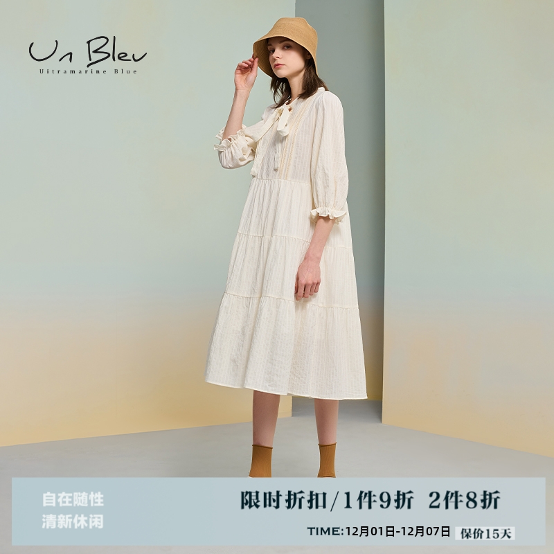 白色连衣裙夏季温柔风海边度假