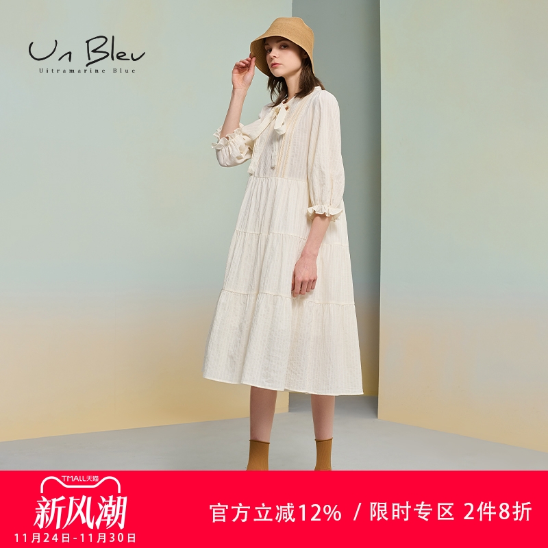 白色连衣裙夏季温柔风海边度假