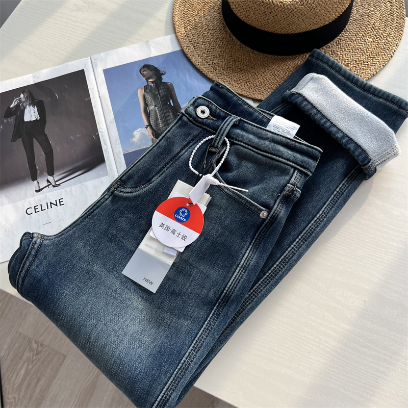 百搭舒适法棍牛仔裤女冬季