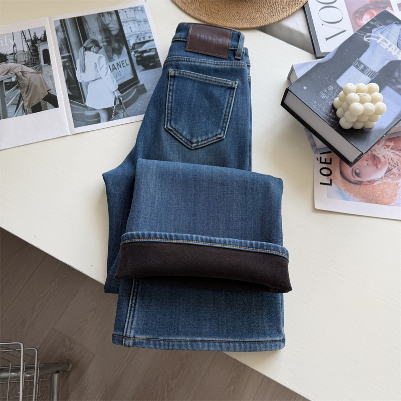品质加绒加厚微喇牛仔裤女冬季
