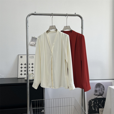气质V领通勤衬衫长袖上衣女