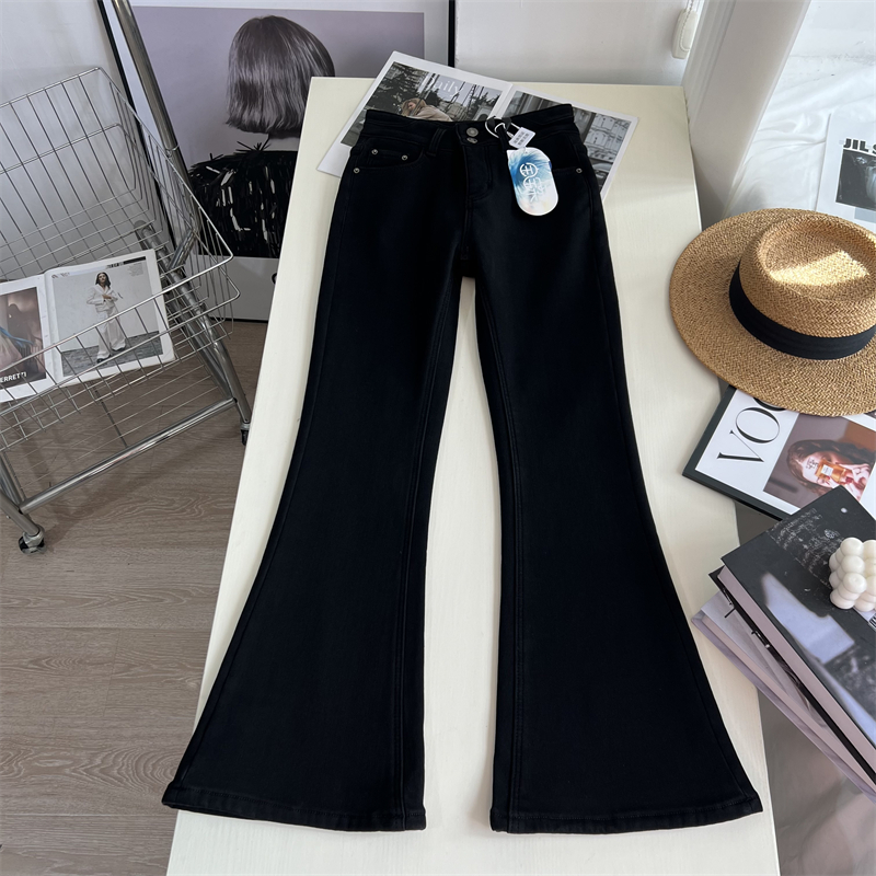 显瘦显高喇叭牛仔九分裤