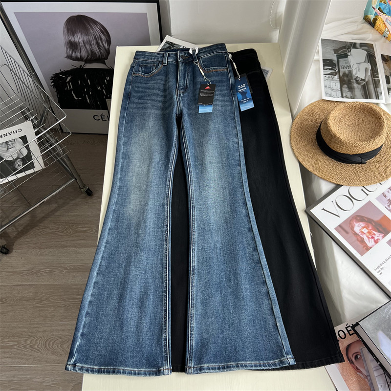 显瘦高腰薄绒修身微喇牛仔裤