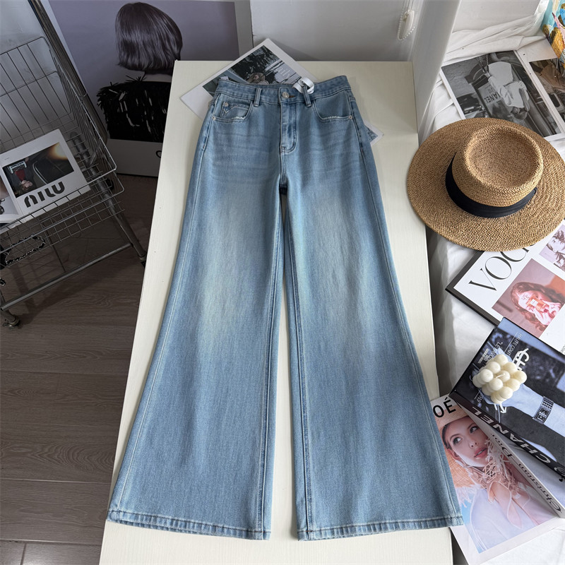 巨好穿~不贴腿！喇叭阔腿牛仔裤女 春季浅蓝色垂感直筒牛仔长裤