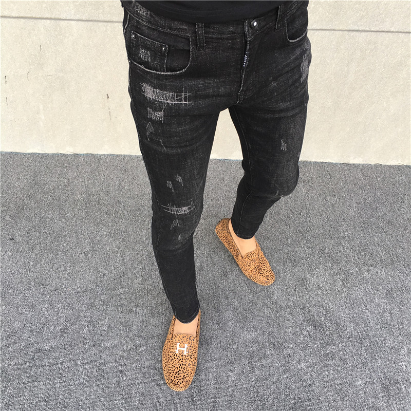 冬季潮牌红人同款修身九分牛仔裤男百搭休闲潮流紧身黑色窄管紧身