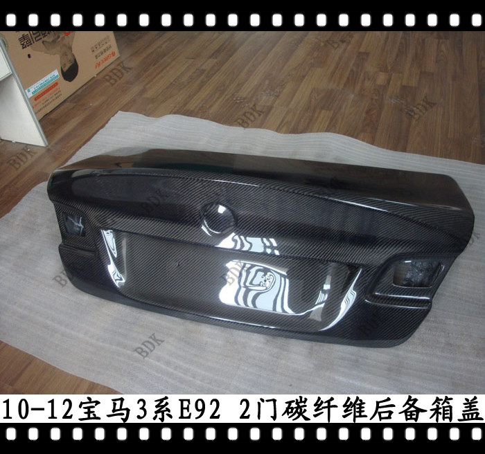 适用于宝马E92 M3后备箱盖3系2门行李箱盖330i改装碳纤维335