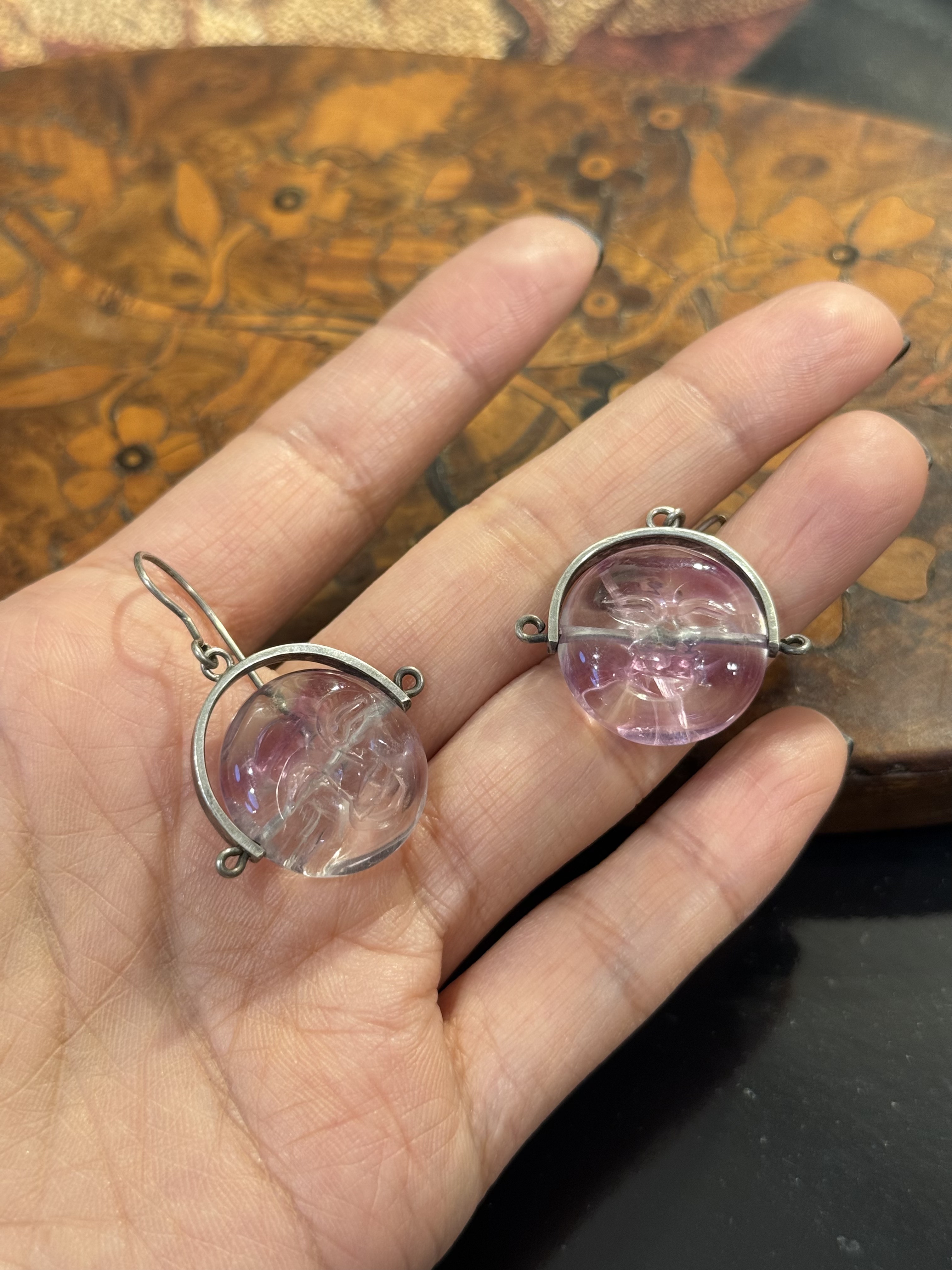 中古默认微瑕不退不换 手雕太阳公公萤石银耳环 意大利