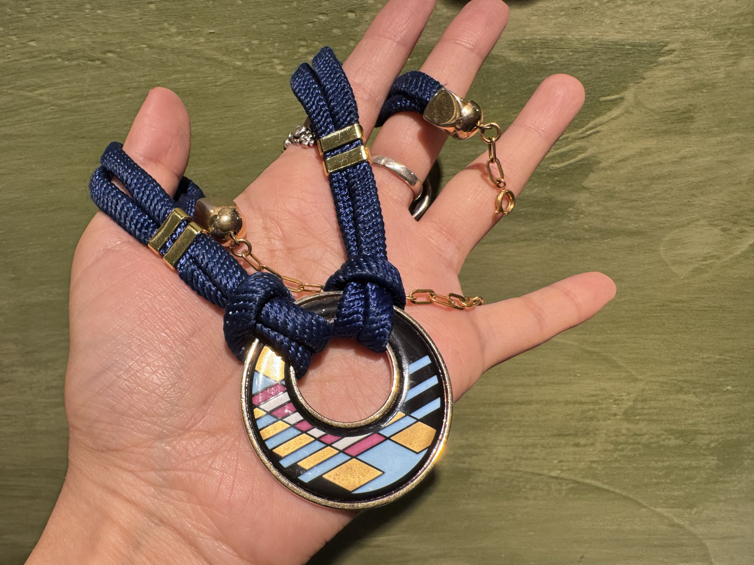 中古默认微瑕不退不换  Michaela Frey珐琅项链 奥地利