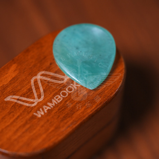 飞琴行 万布克Wambooka意大利手工吉他拨片 稀石骨质实木碧石弹片