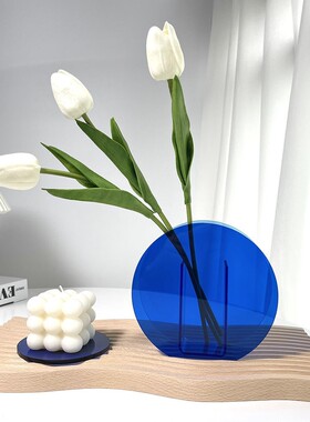 北欧简约ins插花克莱因蓝桌面