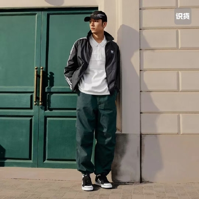 三叶草防风运动休闲外套