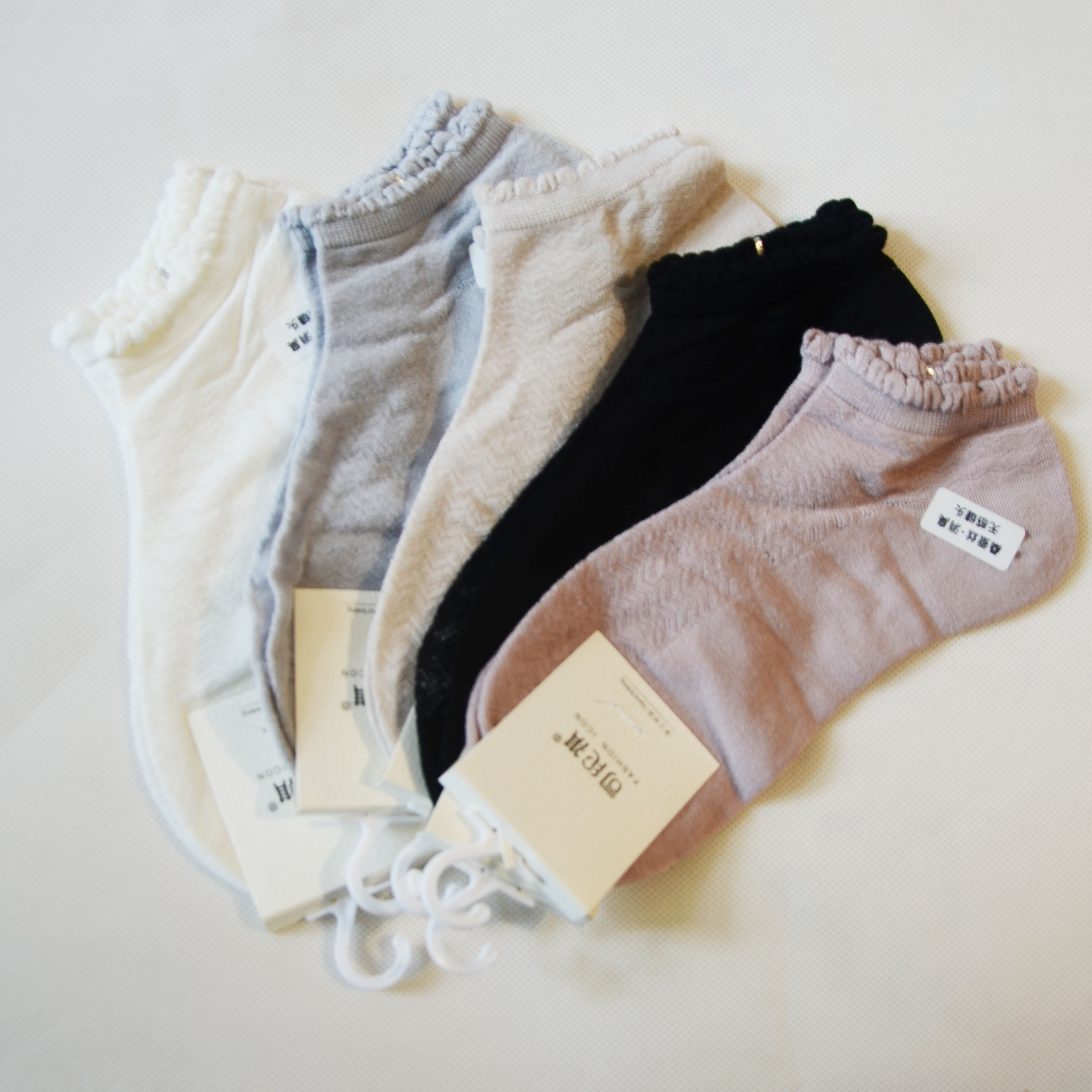 新品夏天季司纶祺女士人短筒桑蚕丝72%舒适透气密折线短筒船袜子