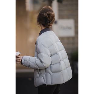 小谷粒蓝莓羽绒服 90白鸭绒撞色百搭外套女冬新款宽松翻领面包服