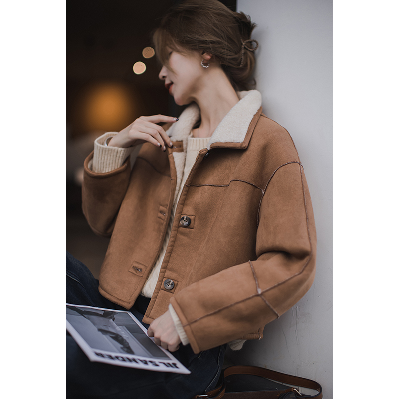 小谷粒麋鹿外套美拉德风