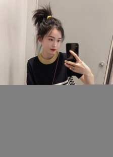 上衣凉爽女 yjiid自制23春夏新品 cos风活力拼色条纹针织圆领短袖