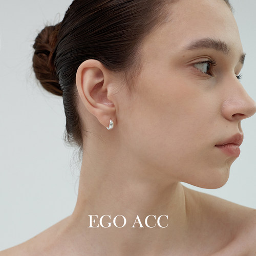 简约精致迷你光面水滴耳圈耳环