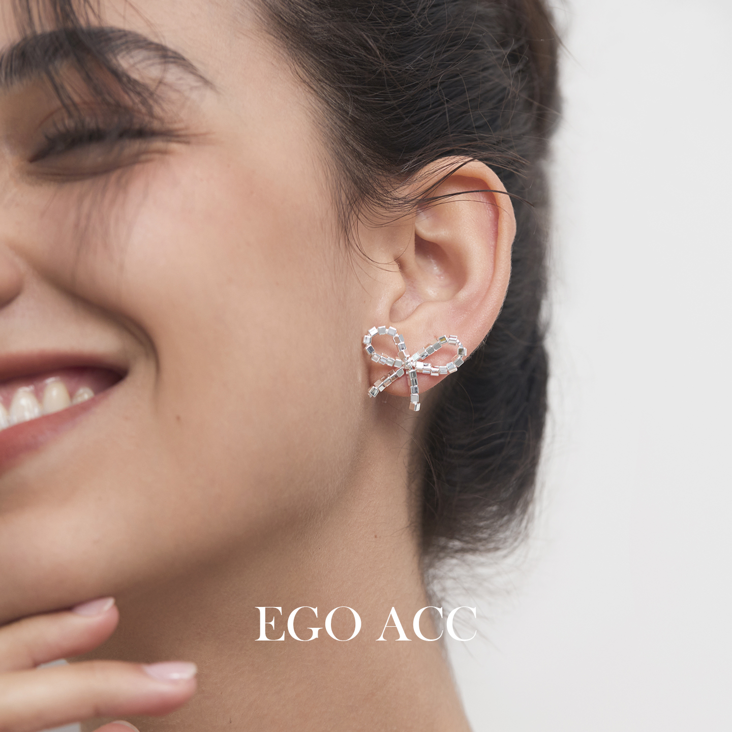 EGO ACC 高级感精致超闪金属蝴蝶结耳钉女小众百搭耳环2025新款