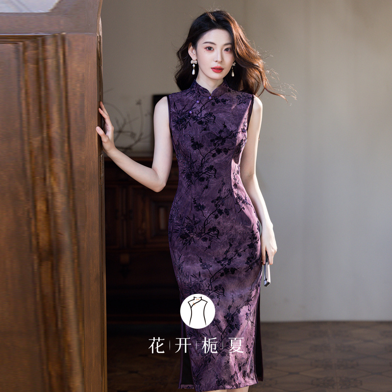 新中式绝美气质紫色无袖旗袍