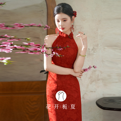 新中式改良红色挂脖旗袍