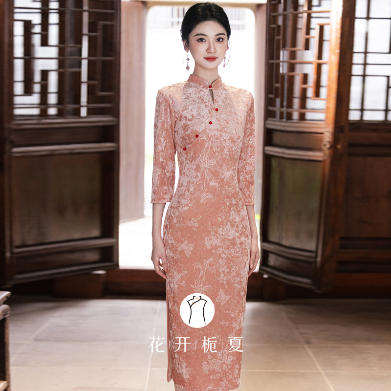 新中式绝美粉色旗袍日常可穿