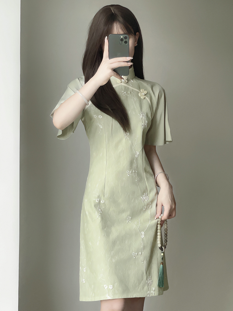 绿色蕾丝旗袍2023年夏季新款日常可穿年轻款少女小个子短款清新-封面