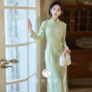 新中式绝美绿色长袖旗袍2025新款年轻款少女连衣裙日常可穿10/8