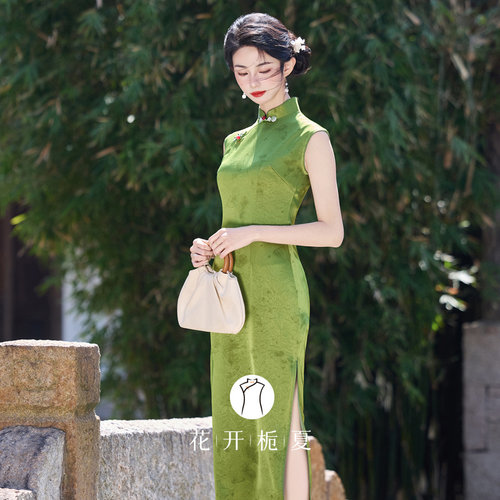 新中式清冷气质绿色无袖旗袍